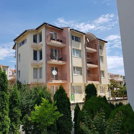 Zaliv Apartments House Sveti Vlas Esterno foto