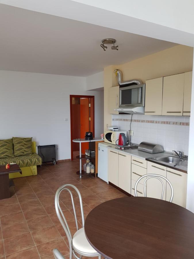 Zaliv Apartments House Sveti Vlas Esterno foto