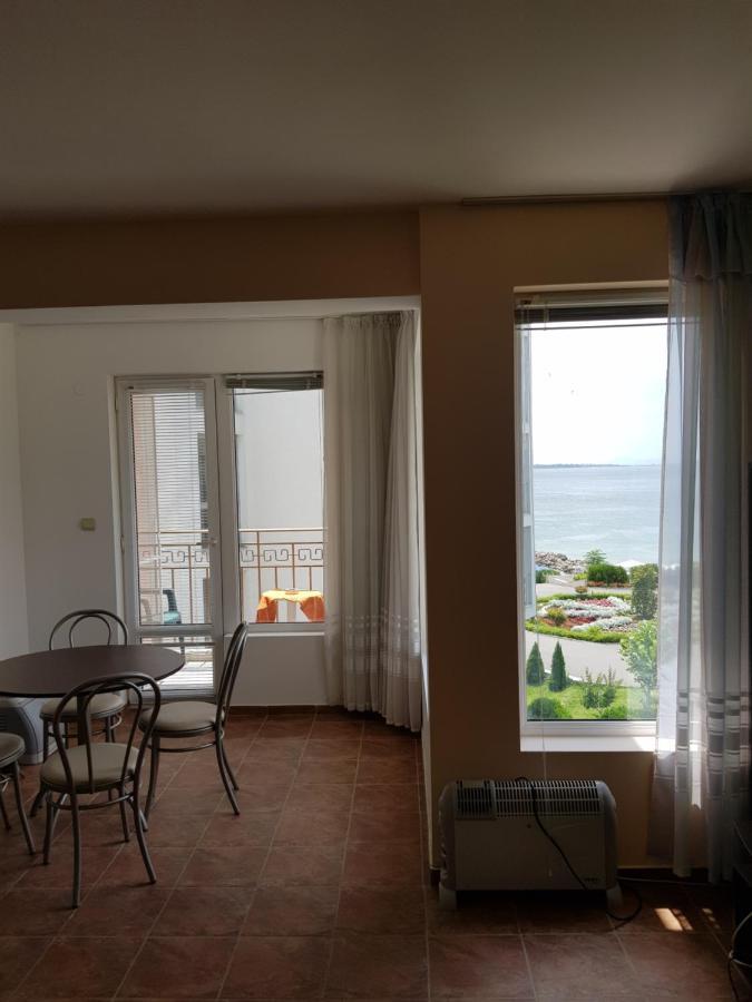 Zaliv Apartments House Sveti Vlas Esterno foto