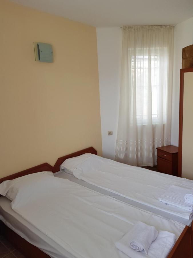 Zaliv Apartments House Sveti Vlas Esterno foto